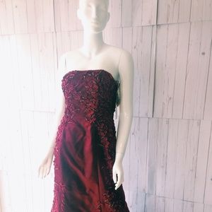 NWT Sue Wong 3-D Floral Ruby Gown